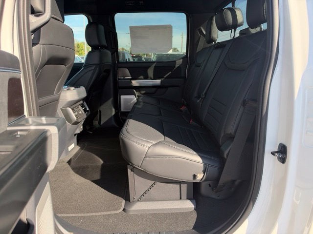 2027 Ford F-350SD Platinum