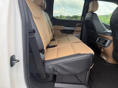 2026 Ford F-350SD Lariat DRW