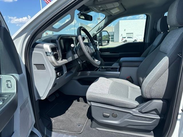 2026 Ford F-350SD XLT DRW