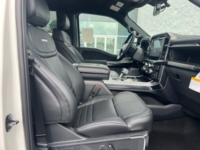 2025 Ford F-150 Platinum