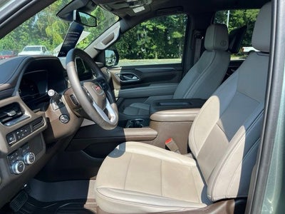2024 GMC Yukon SLT