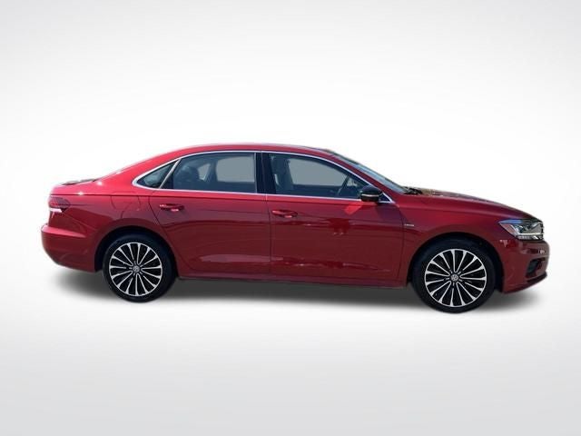 2022 Volkswagen Passat 2.0T Limited Edition