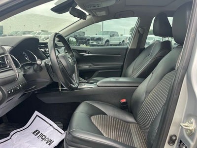 2020 Toyota Camry SE