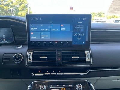 2024 Lincoln Navigator Black Label