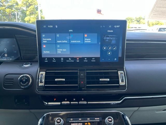 2024 Lincoln Navigator Black Label