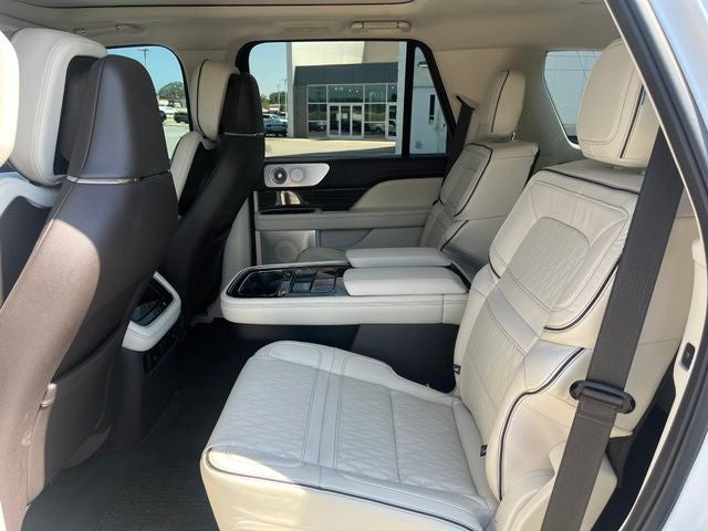 2024 Lincoln Navigator Black Label