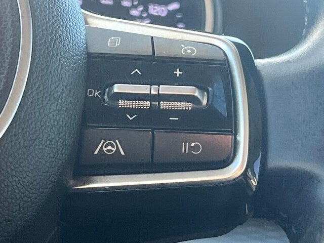 2022 Kia Carnival LXS