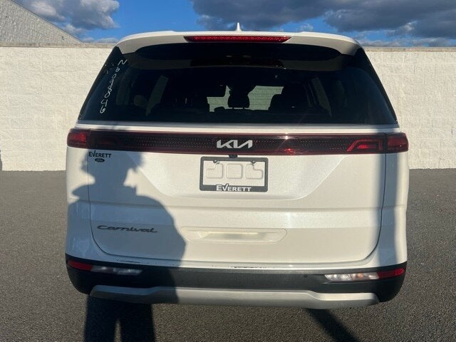2022 Kia Carnival LXS