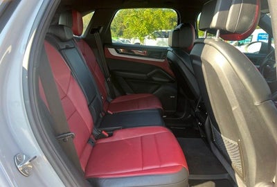 2024 Porsche Cayenne Base
