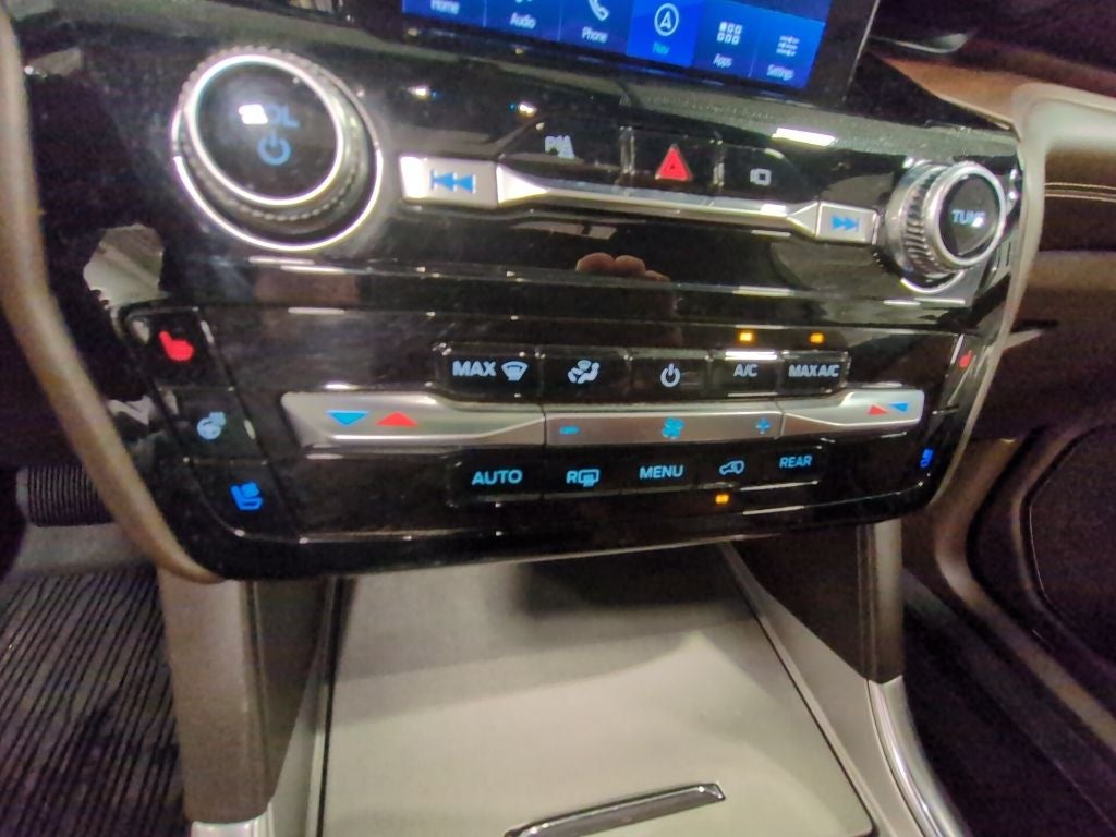 2022 Ford Explorer King Ranch