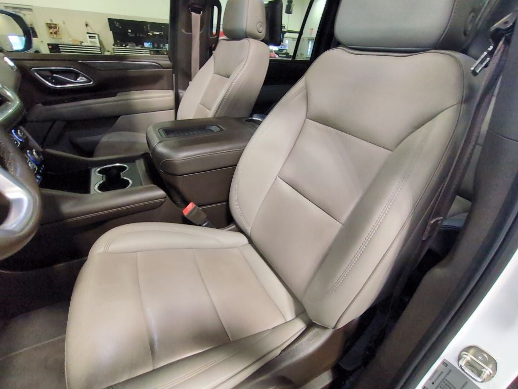 2022 GMC Yukon XL SLT