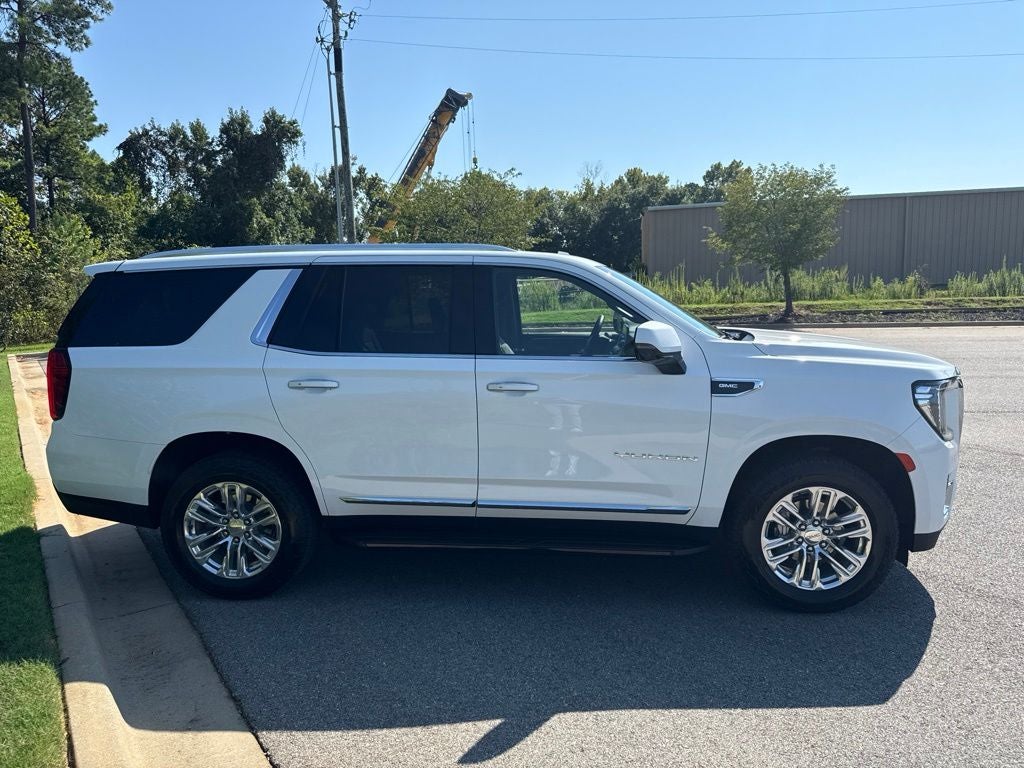 2024 GMC Yukon SLT
