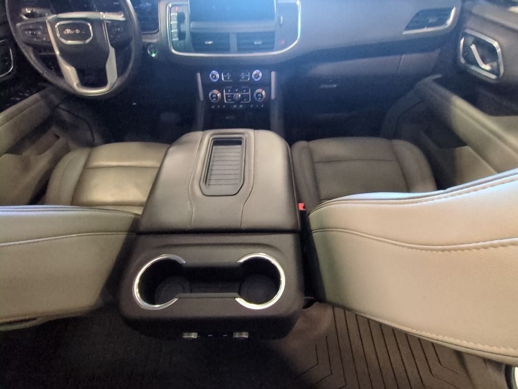 2022 GMC Yukon XL SLT