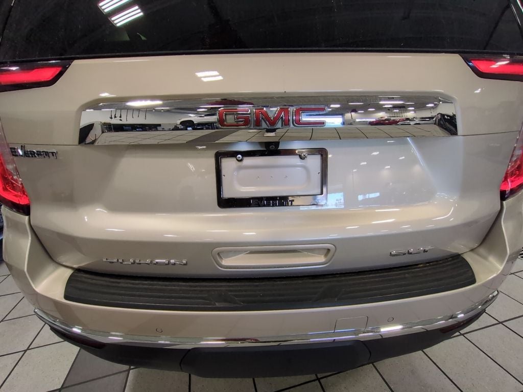 2022 GMC Yukon XL SLT