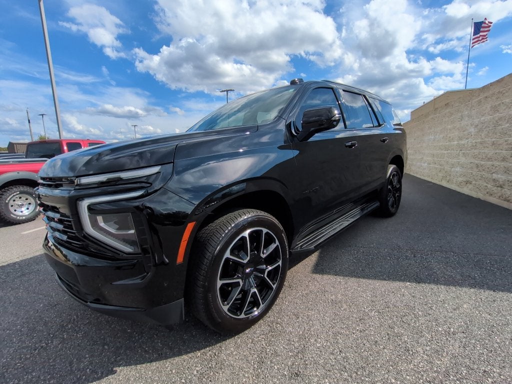2025 Chevrolet Tahoe RST