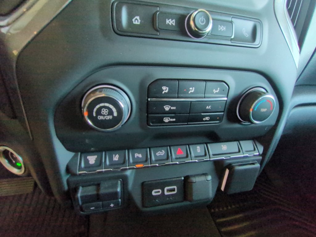 2025 Chevrolet Silverado 2500HD Custom