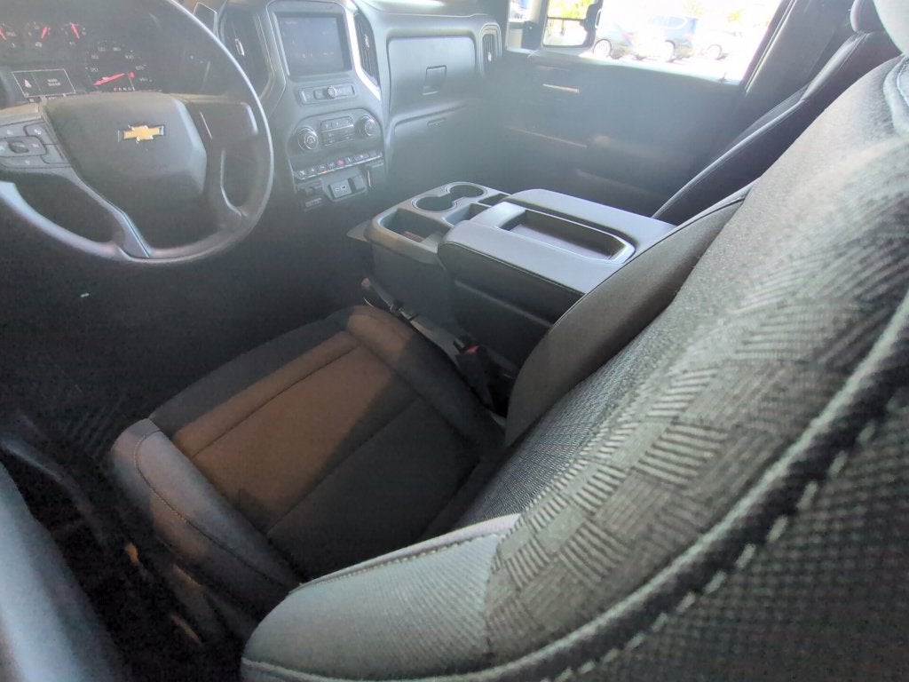 2025 Chevrolet Silverado 2500HD Custom