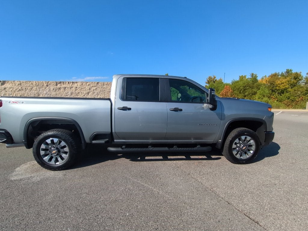 2025 Chevrolet Silverado 2500HD Custom