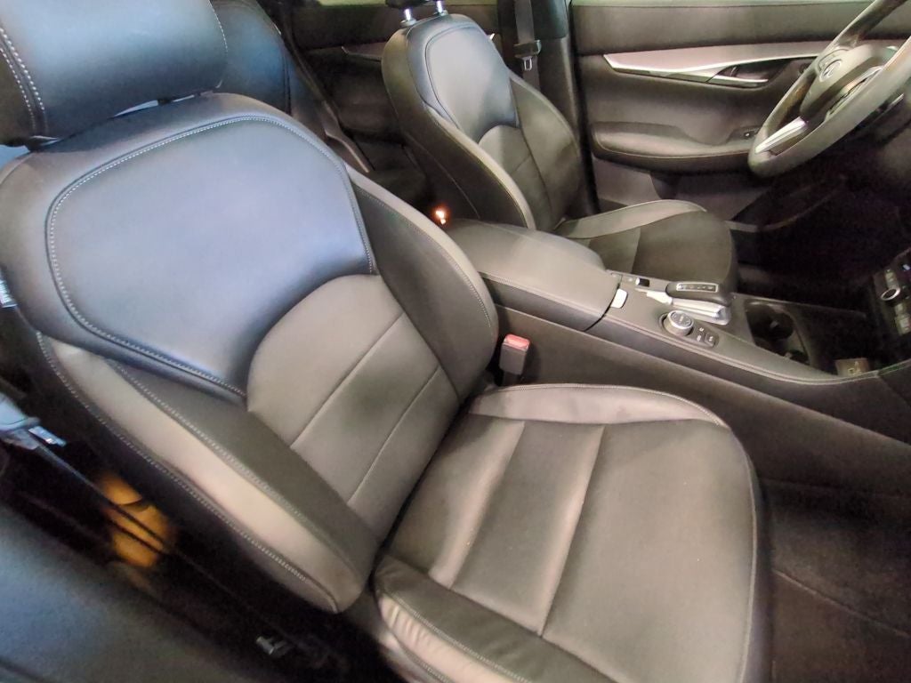 2023 INFINITI QX50 LUXE FWD