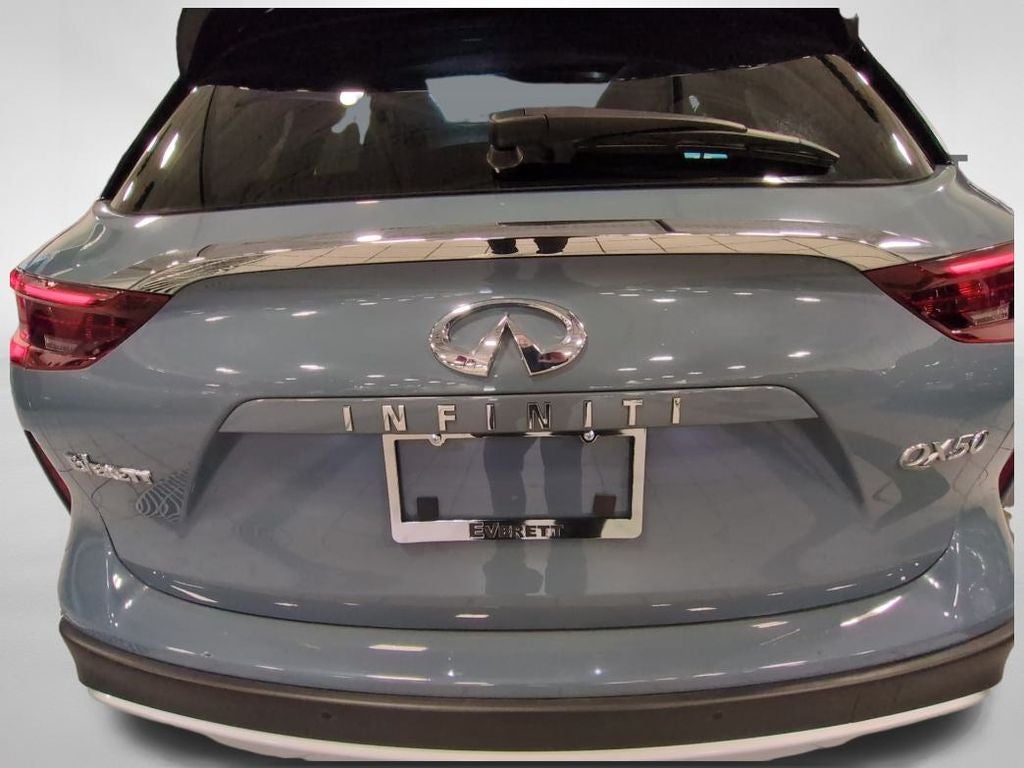 2023 INFINITI QX50 LUXE FWD