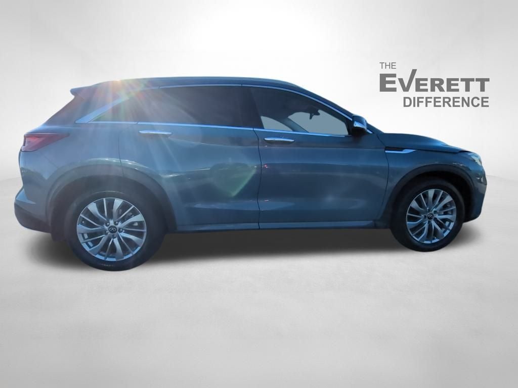 2023 INFINITI QX50 LUXE FWD