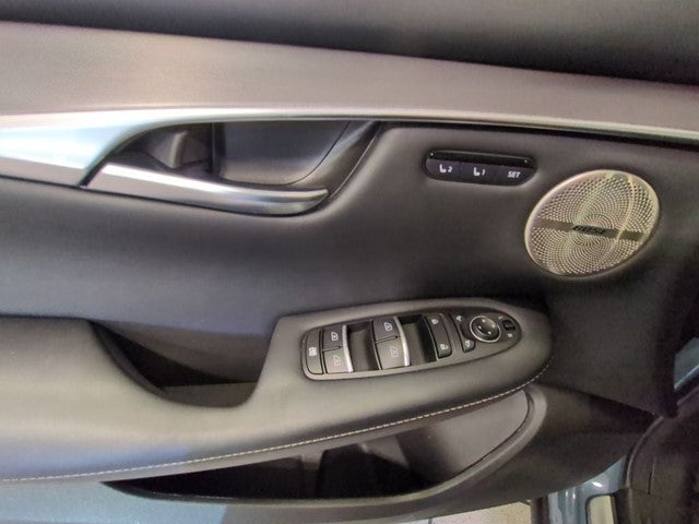 2023 INFINITI QX50 LUXE FWD