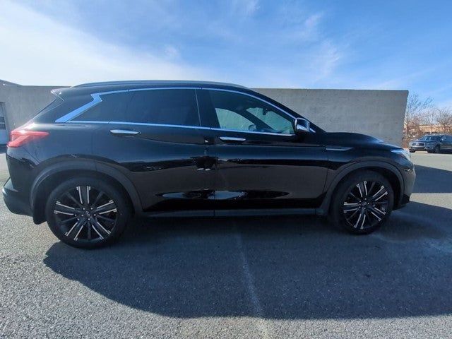 2021 INFINITI QX50 LUXE