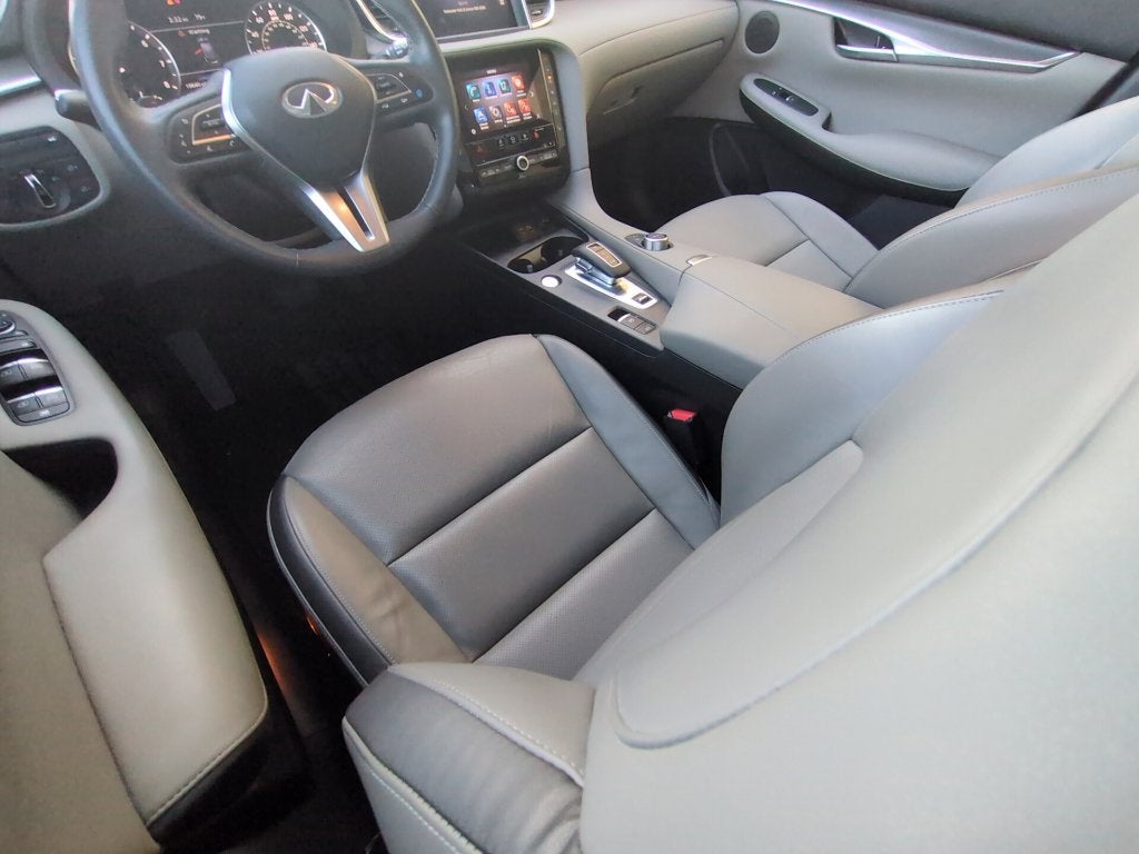2023 INFINITI QX50 LUXE FWD