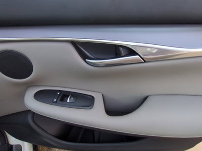 2023 INFINITI QX50 LUXE FWD
