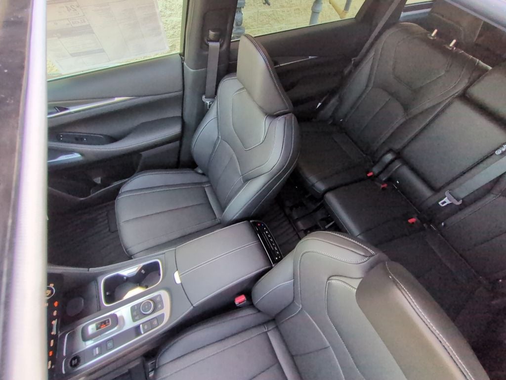 2027 INFINITI QX60 Luxe FWD
