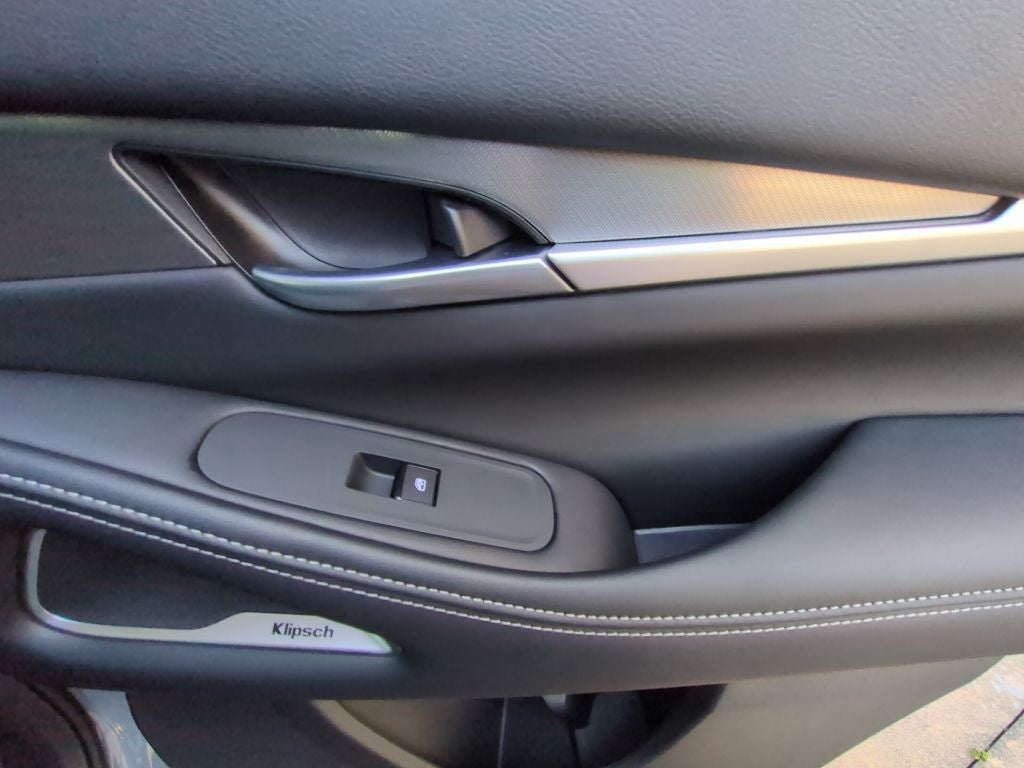 2027 INFINITI QX60 Luxe FWD