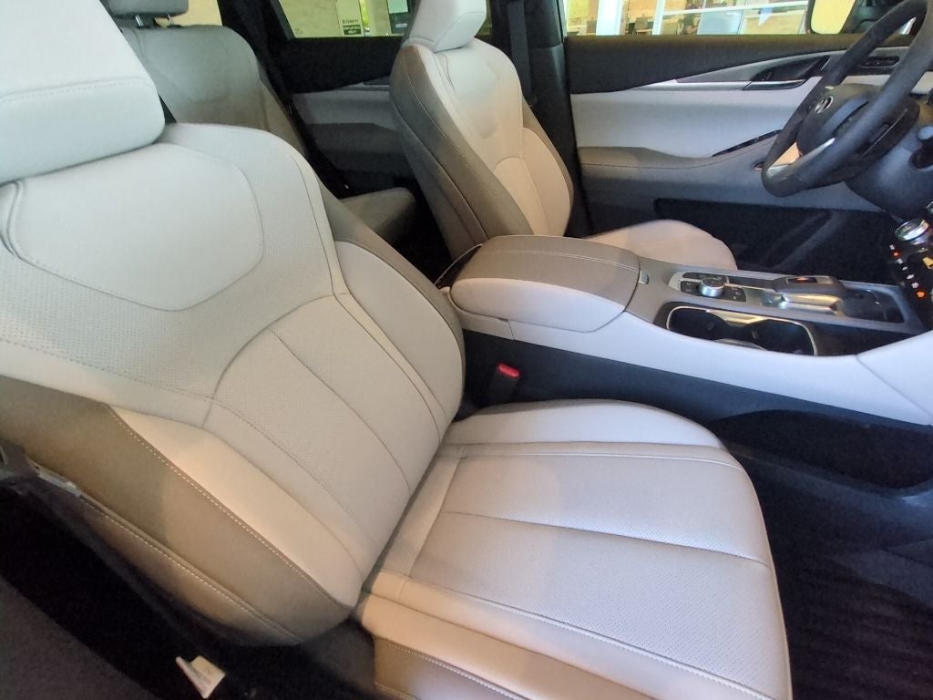 2027 INFINITI QX60 Luxe FWD