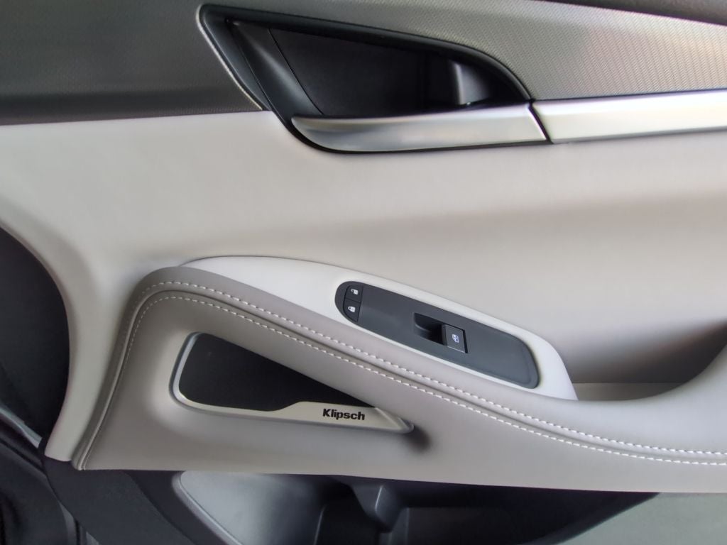 2027 INFINITI QX60 Luxe FWD