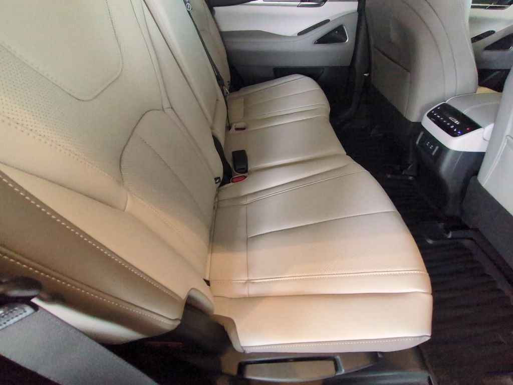 2027 INFINITI QX60 Luxe FWD