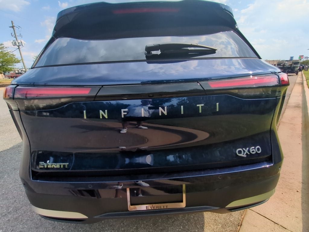 2027 INFINITI QX60 Luxe FWD