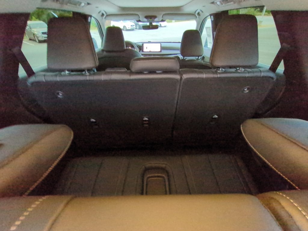 2027 INFINITI QX60 Luxe FWD