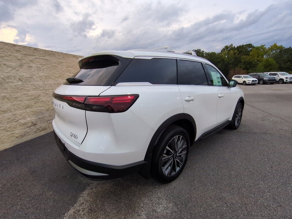 2027 INFINITI QX60 Luxe FWD