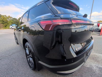 2027 INFINITI QX60 Luxe FWD