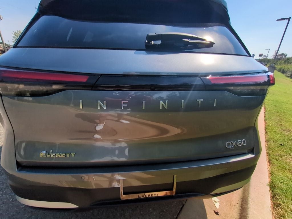 2027 INFINITI QX60 Luxe FWD