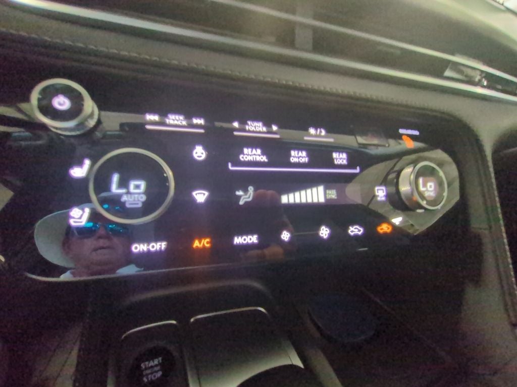 2027 INFINITI QX60 Luxe FWD