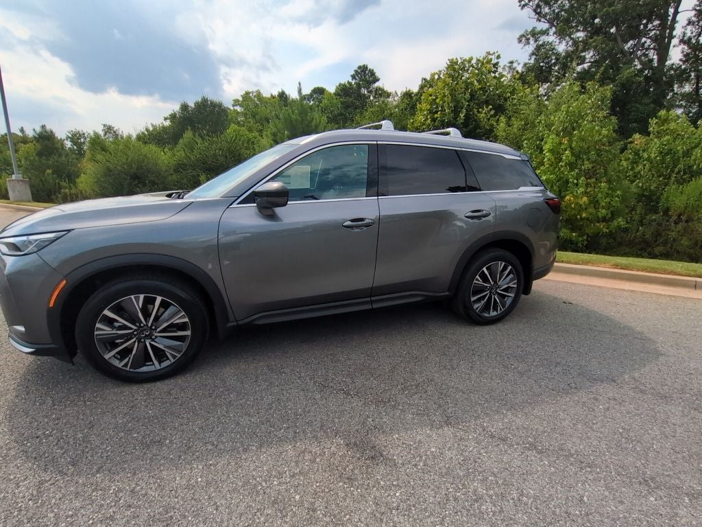 2027 INFINITI QX60 Luxe FWD