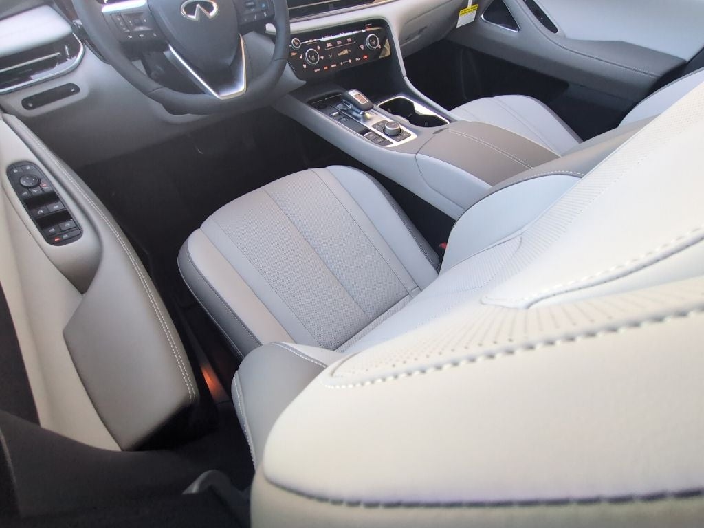 2027 INFINITI QX60 Luxe FWD
