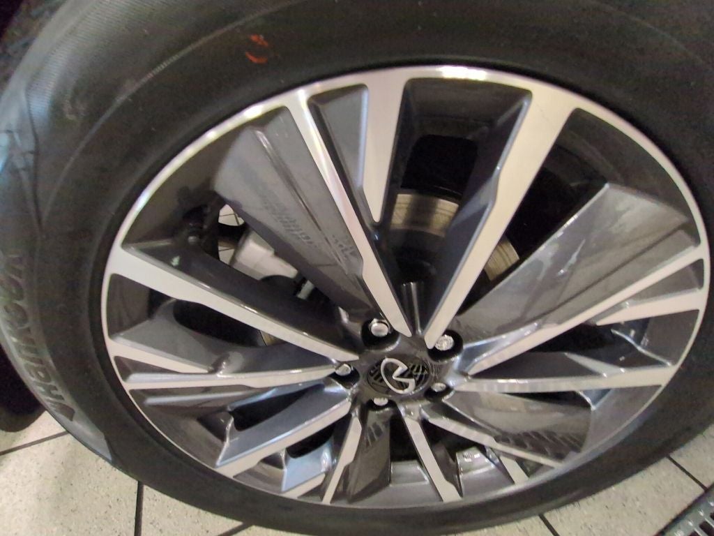 2027 INFINITI QX60 Luxe FWD
