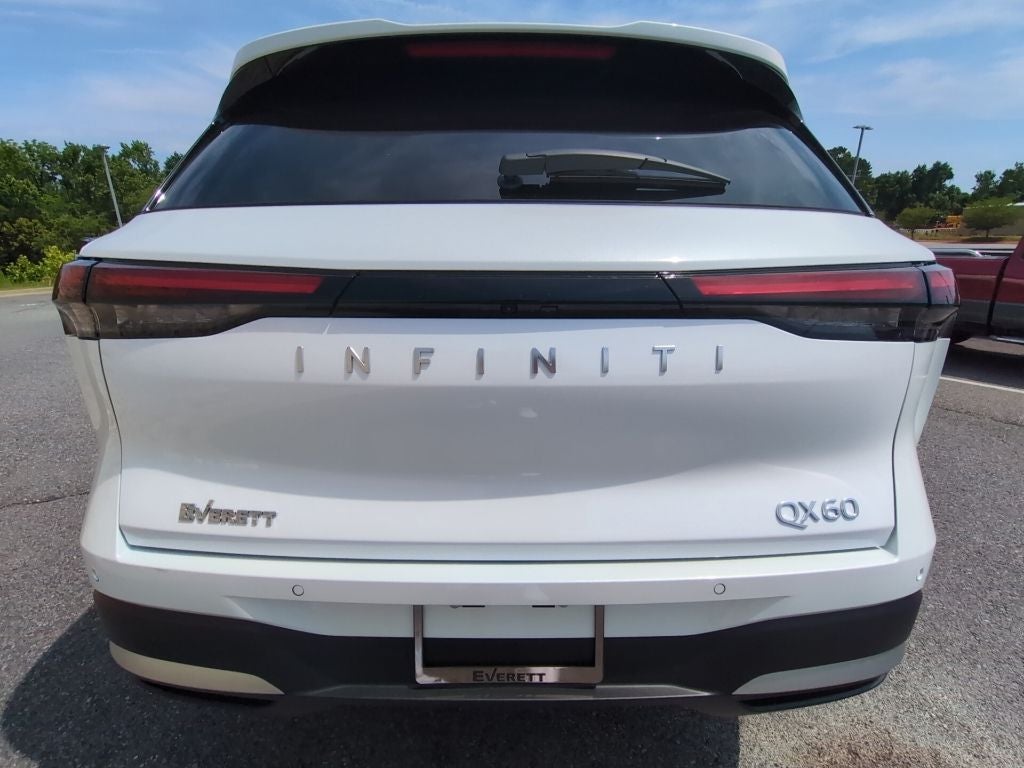 2027 INFINITI QX60 Luxe FWD