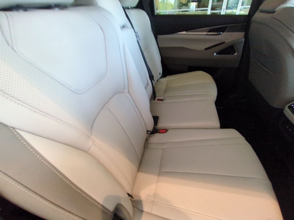 2027 INFINITI QX60 Luxe FWD