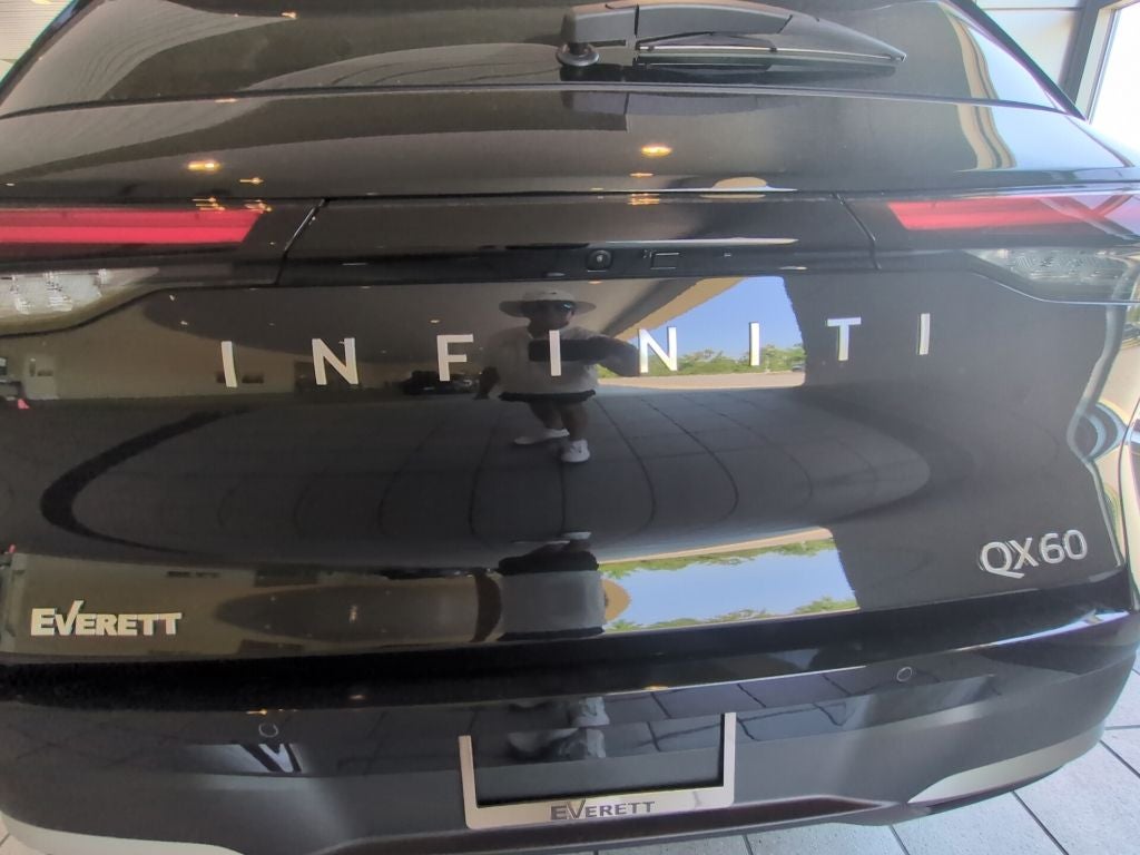 2027 INFINITI QX60 Luxe FWD