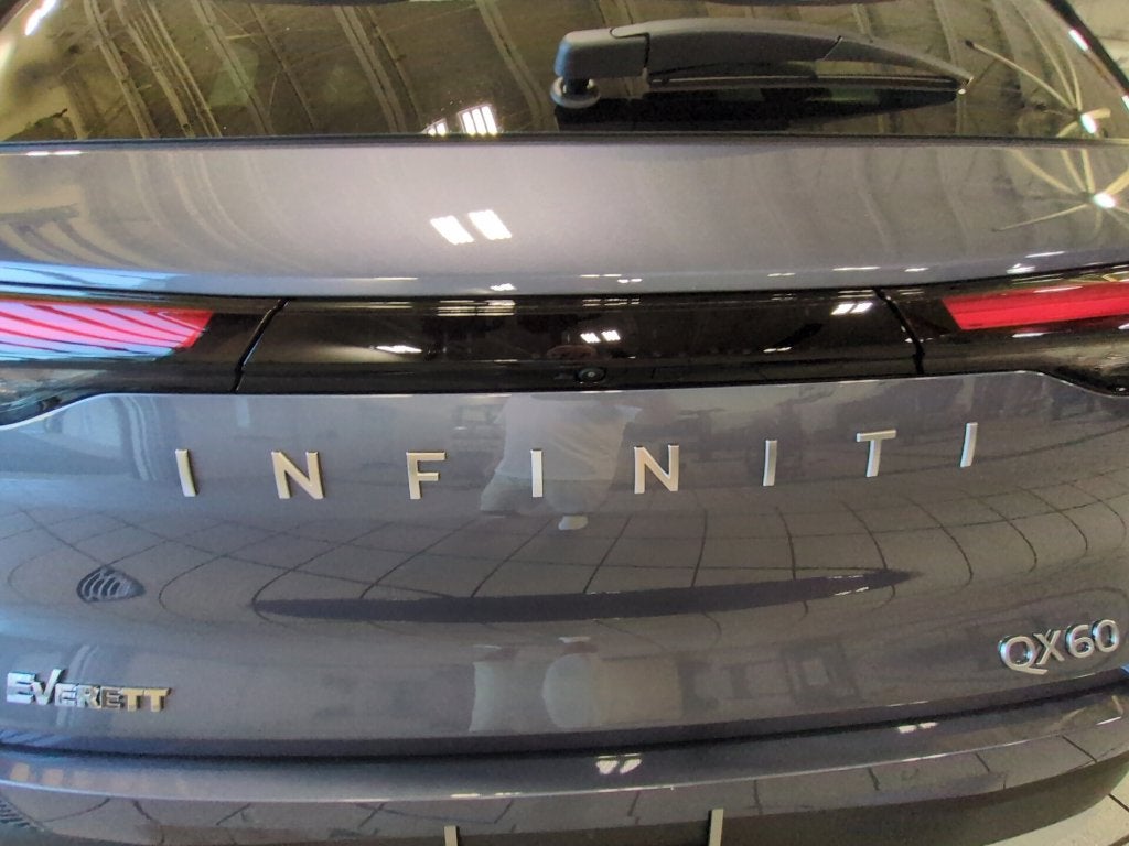 2027 INFINITI QX60 Luxe FWD