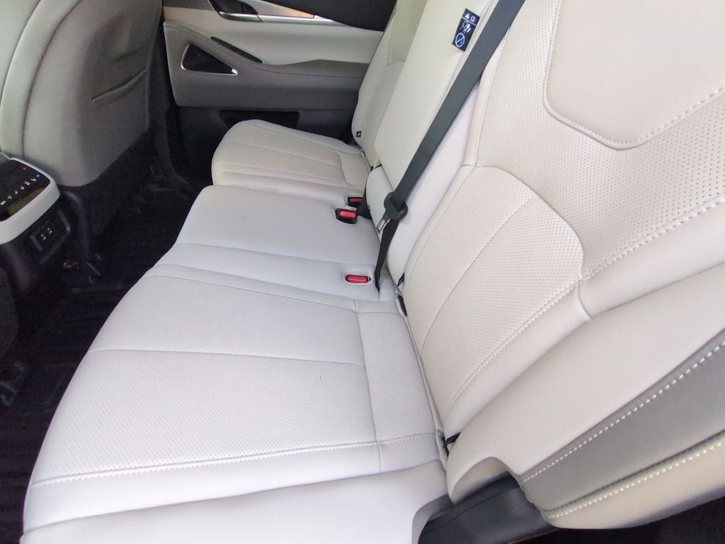 2027 INFINITI QX60 Luxe FWD