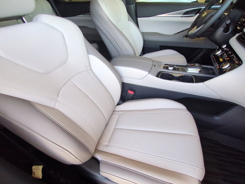 2027 INFINITI QX60 Luxe FWD