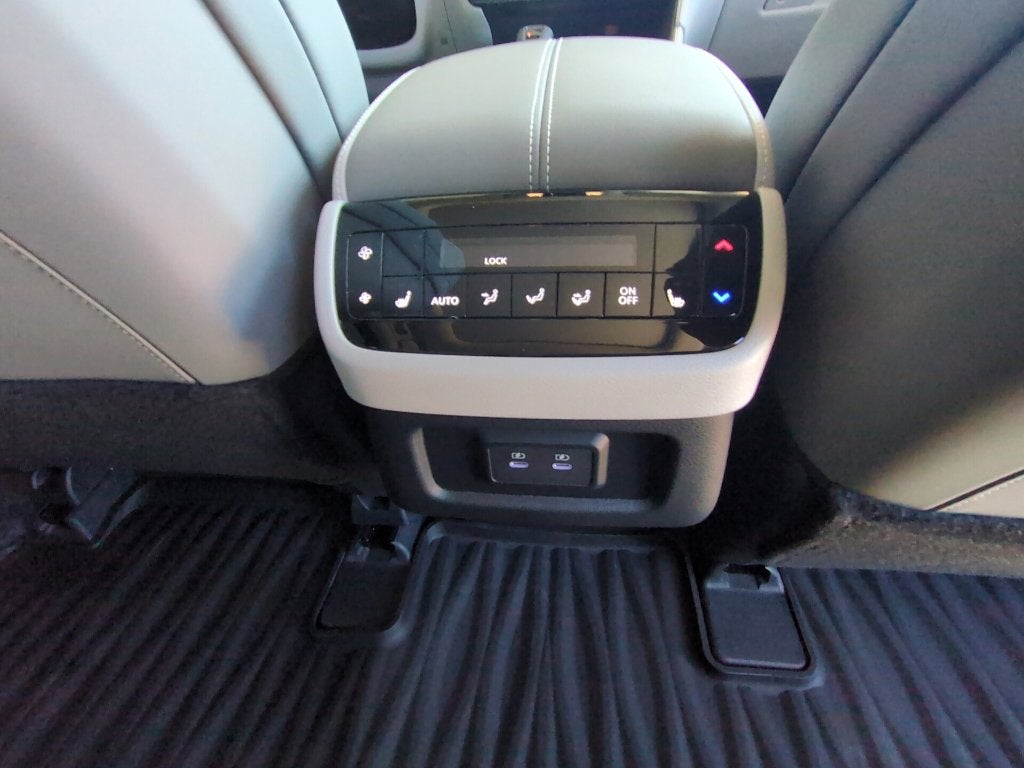 2027 INFINITI QX60 Luxe FWD